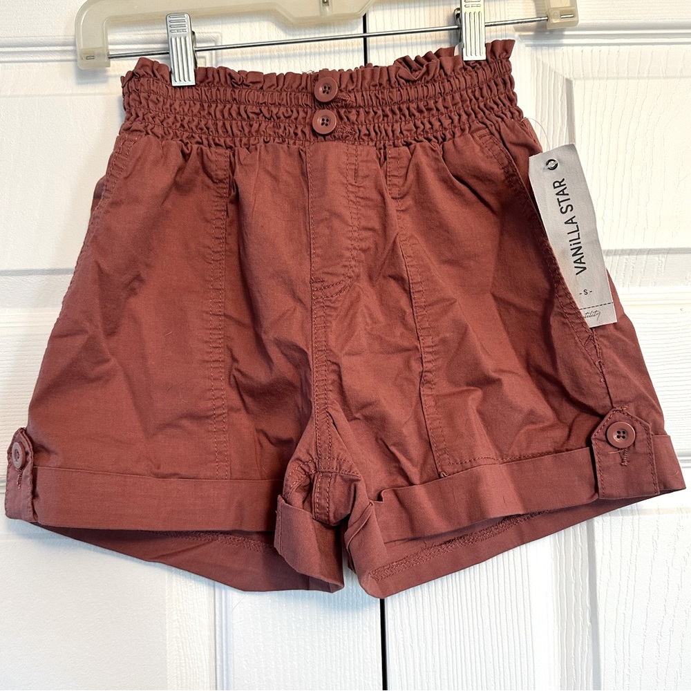 Size small Vanilla Star brand rose colored shorts.